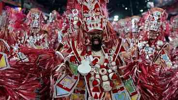 Rio: mudança nos desfiles das escolas de samba divide opiniões