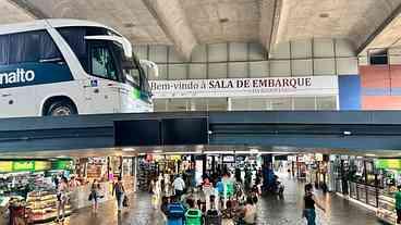 Em Porto Alegre, rodoviária reabre para viagens intermunicipais