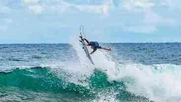 Gabriel Medina e Yago Dora avançam e garantem Brasil na final de El Salvador