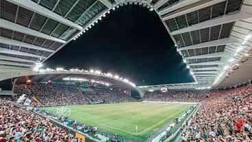 Udinese terá primeiro estádio da Itália com cobertura fotovoltaica