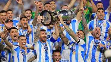 Argentina vence Colômbia na prorrogação e conquista Copa América