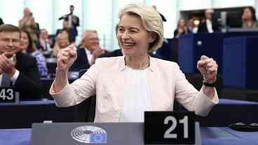 Von der Leyen é reeleita presidente da Comissão Europeia